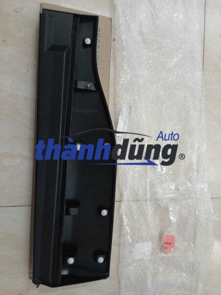 ỐP CÁNH CỬA SAU TOYOTA COROLLA CROSS 2020-2025 | 750780A011