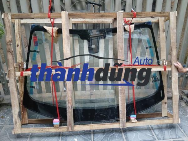 KÍNH CHẮN GIÓ TRƯỚC LAND ROVER DEFENDER 2007-2016 | LR009821