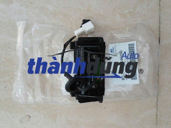 TAY NẮM CÔNG TẮC CỬA SAU HYUNDAI I10 2014-2022 | 81260B4000