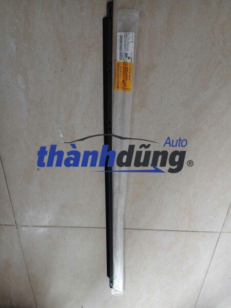 NẸP CHÂN KÍNH NGOÀI PHẢI TOYOTA CAMRY 2007 | 7573006080