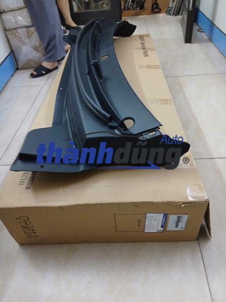 ỐP NHỰA NGANG CHÂN KÍNH CHẮN GIÓ KIA SONET 2020-2023 | 86150CC000